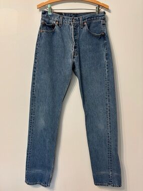 Vintage 501 Levis Jeans MADE IN USA 100% Cotton Mid Wash High Rise Size 30 x 32
